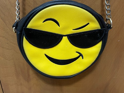 Lindo Regalo Bolso Bandolera Olivia Miller Genial Emoji Amarillo Cara Sonriente Cadena - Imagen 2 de 9