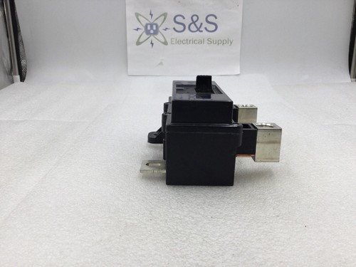 Disyuntor principal Square D QOM2200VH 200 Amp 2 polos 120/240V 22K - Imagen 5 de 11