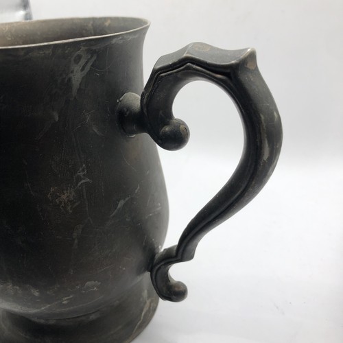 Taza jarra de peltre de metal vintage taza mango de desplazamiento pesado. Sin marca. - Imagen 2 de 7