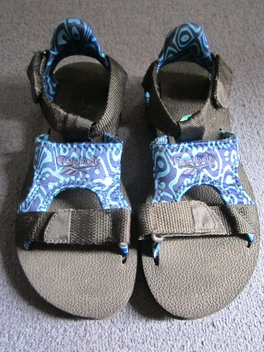 Reebok blue hot sale sandals