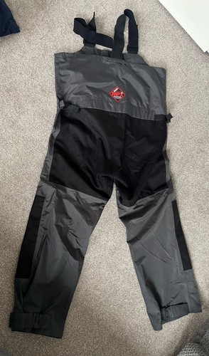 Chaqueta de Vela Musto MPX 3 Performance y Salopettes Talla Mediana Transpirable - Imagen 20 de 23