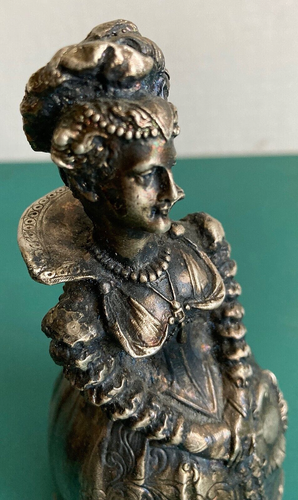 Vintage Gorham Silver Plated "Marie De Medicis" Bell Figurine w/ Wooden Stand - Picture 7 of 11