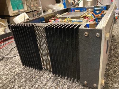 MARANTZ MODEL 240 POWER AMPLIFIER - Afbeelding 5 van 10