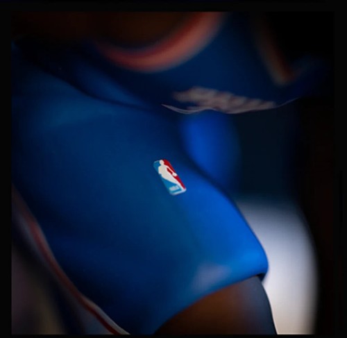 2022 smALL-STARS NBA JOEL EMIID 76ERS 6" MINI FIGURE BLUE JERSEY - Picture 4 of 4