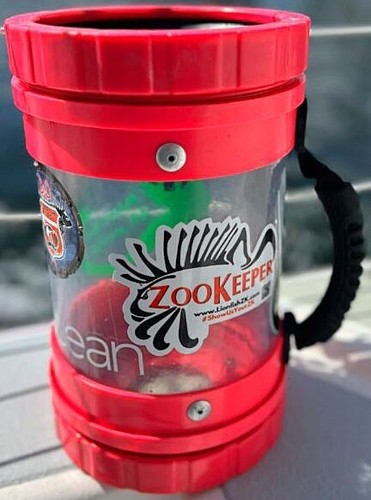 ZooKeeper Lionfish Keeper - Picture 6 of 6