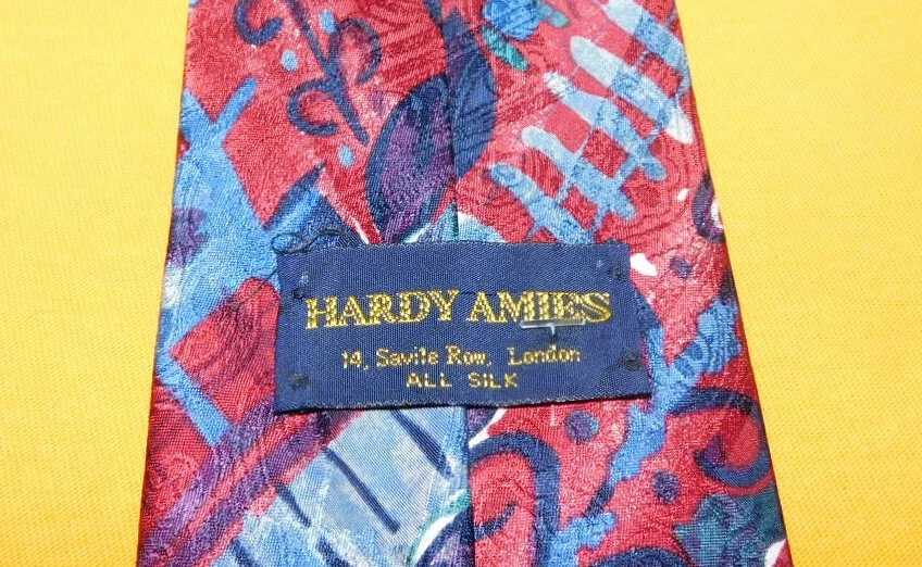CORBATA DE DISEÑO ABSTRACTO HARDY AMIES AZUL/ROJO/BLANCO PARA HOMBRE - CORBATAS - CORBATAS DE DISEÑADOR. Foto 3 de 3