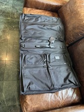 Tumi Alpha Classic 22134 18"x23.5"x5.5" Garment Bags - Black
