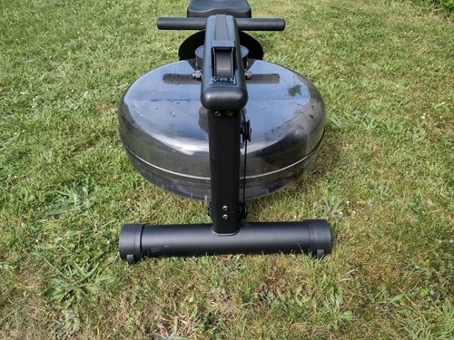 Pure Design VR-1 Water Resistance Rowing Machine in Good Condition - Picture 18 of 24