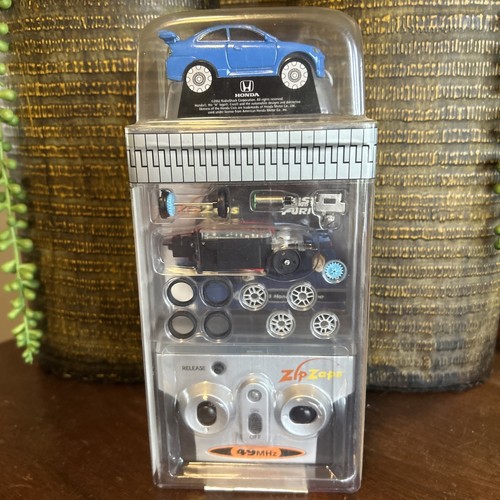 Radio Shack Zip Zaps Fast and Furious Micro RC Honda Civic Blue Starter Kit New - Picture 3 of 7