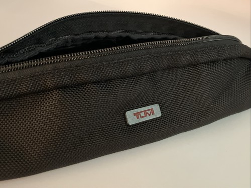 TUMI Accent Accessory Cord Pouch Black / Red No Retail Tag T1 - Picture 6 of 9