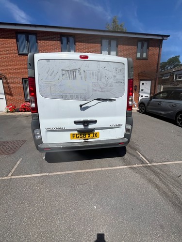 vauxhall vivaro - Picture 2 of 12