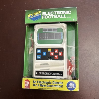 2016 Mattel Basic Fun Electronic Football Handheld Game New Sealed Hand Tag NFL