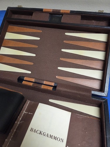 Vintage Reiss Brown Backgammon Set Complete - Picture 7 of 9