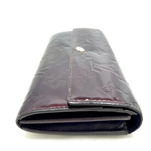 LOUIS VUITTON Vernis Sarah Geldbörse Amarante Burgund Lackleder M93524 - Bild 11 von 18