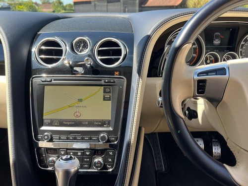 Bentley Continental 4.0 V8 GTC Auto 4WD Euro 5 2dr Petrol Automatic - Picture 8 of 24