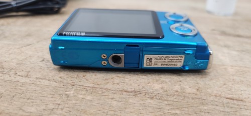 Fotocamera digitale Blue Fujifilm FinePix Z Series Z20fd 10,0 megapixel - Foto 8 di 22