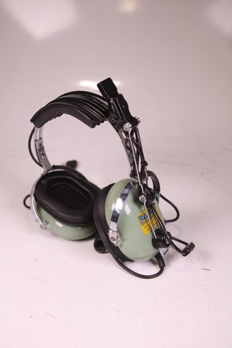 David Clark Company H3330 Headset - Picture 2 of 13