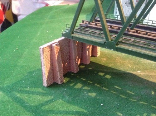 N scale,N gauge Brick Style Bridge Abutments-twin track-painted Red Brick GOR37a