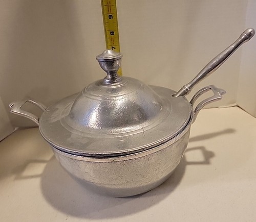 Vintage Wilton Armetale Soup Tureen Ladle Pewter Columbia PA Covered Stand USA - Picture 14 of 14