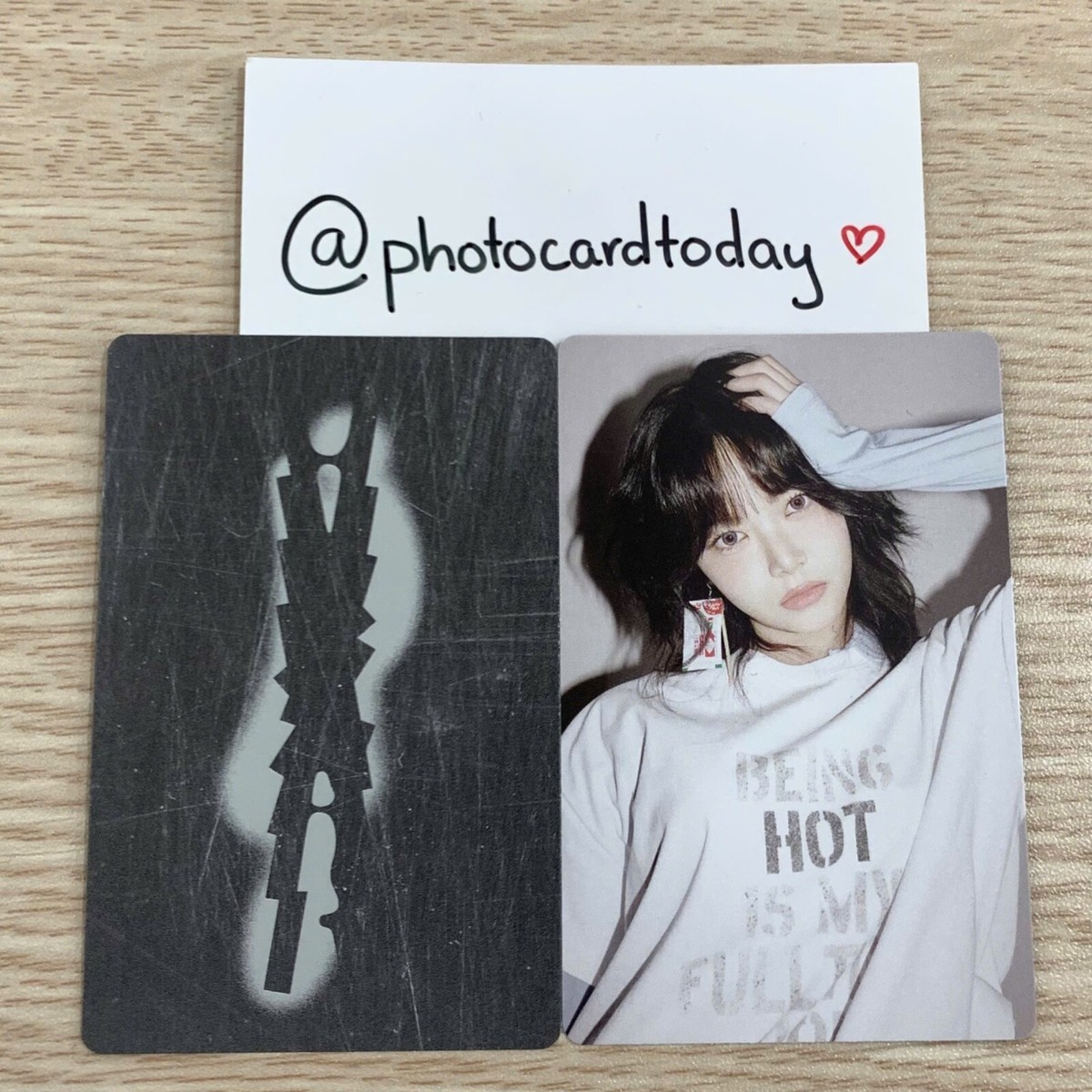 LE SSERAFIM HOT WEVERSE ALBUM KPOP CHAEWON PHOTOCARD
