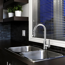 Stainless Steel Pull Out Kitchen Faucet Deck Mounted Mixer Tap with Sprayer