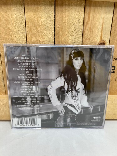 CHER - FOREVER CLASSICS (CD 2024) NEW *21 TRACKS* Small Crack Jewel case - Picture 2 of 5