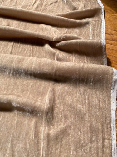 Tessuto velluto seta crema noce da cortile, 1/2 iarda e 1/4 iarda, larghezza 45" - Foto 2 di 4