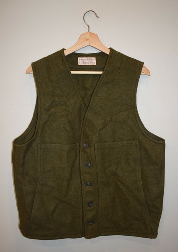 Filson Mackinaw 100% Virgin Wool Vest Men's sz. 44