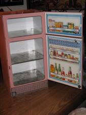 VINTAGE PINK MID CENTURY MOD WOLVERINE METAL TOY FRIGIDAIRE REFRIGERATOR IN BOX