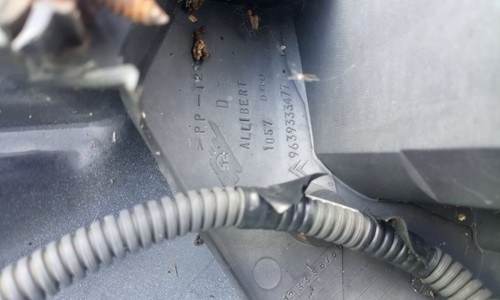 Parachoques delantero Citroen Xsara Picasso 2.0HDI 66kW Diesel 2000 9639333477 - Imagen 9 de 22