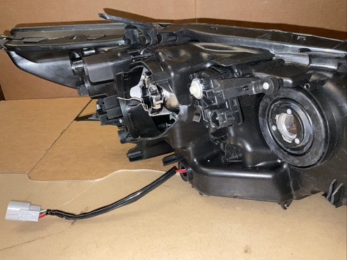 For 2013 2014 2015 Lexus ES350 ES300h LH Left Driver Xenon Headlight - See Dets - Picture 8 of 10