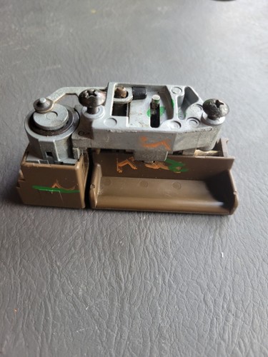 2002 - 2004 Honda CR-V OEM Glove Box Latch Lock Brown CRV 77540-S9A-G01ZB 1082 - Picture 3 of 3