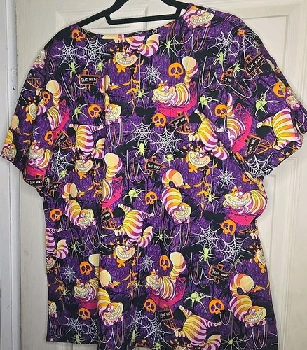 Disney Cheshire Cat Scrub Top Women Size 3XL Purple Orange Black - Picture 4 of 7