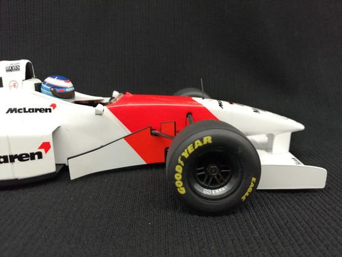 Minichamps McLaren MP 1 18 scale - Picture 11 of 12