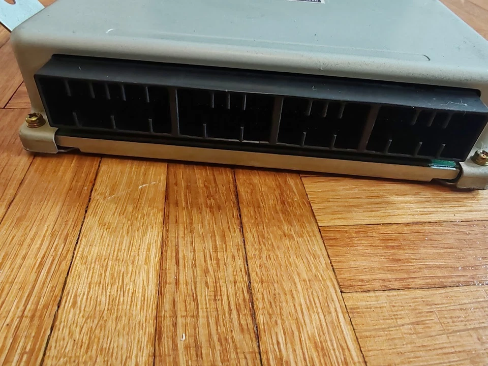 22611 aj730 subaru engine ecu - Immagine 2 di 3