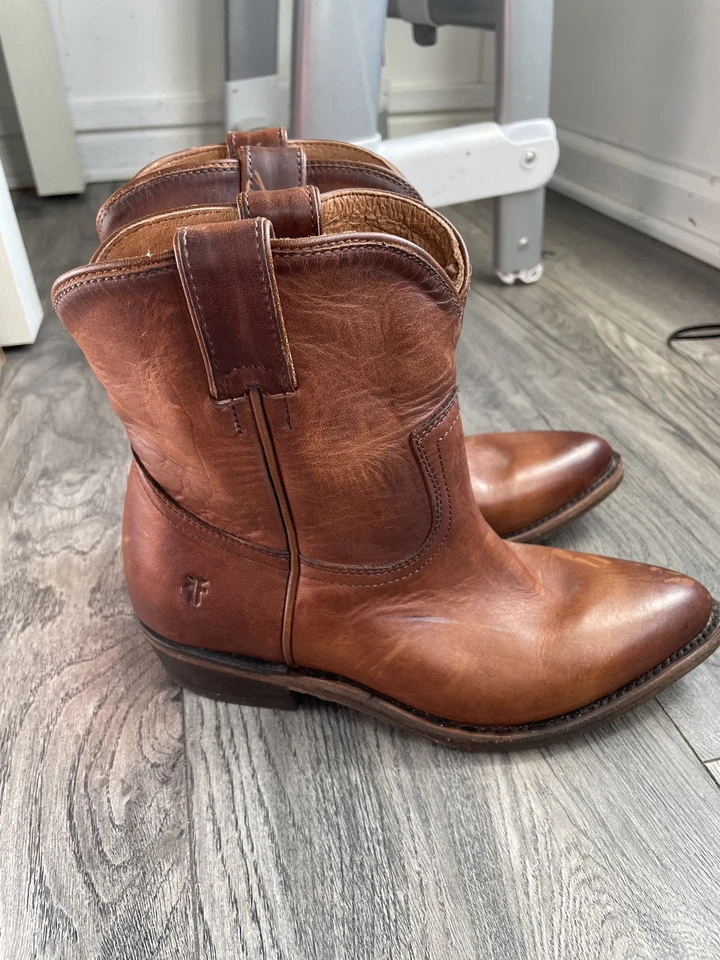 Frye Ladies Billy Short Cognac Renice Leather Booties 3470435-COG - Image 2 of 4