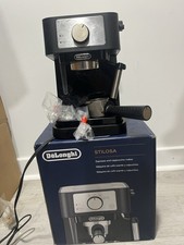 De'Longhi - Stilosa 15 Bar Pump Espresso Machine - Black and Stainless