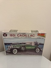 Vintage Jo-Han 1931 Cadillac V-16 Cabriolet 1:25 Scale Model Car Kit