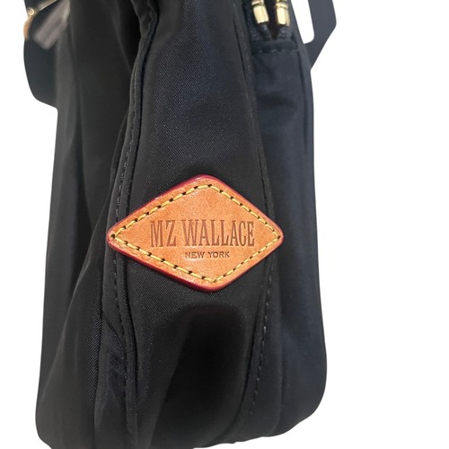 Bolso Bandolera Pequeño MZ WALLACE Paige Negro Nylon Cuero Dorado Herrajes - Imagen 16 de 16