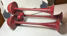 Vintage Large Triple Trumpet Train Horn 1940's