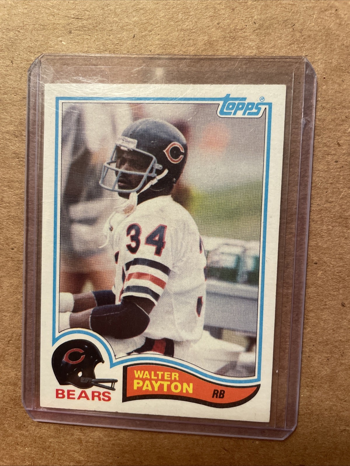 Walter Payton 1982 Topps #302 Base Price Guide - Sports Card