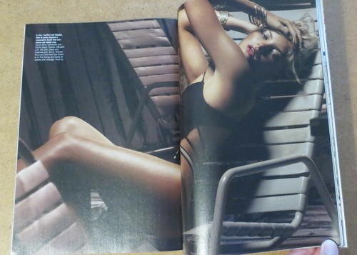 JANE Magazine Paris Hilton Guess AD LINDSAY LOHAN Jenniifer Coolidge - Picture 8 of 12