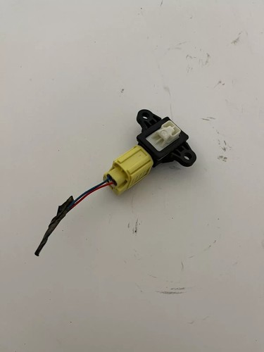 2020-2024 KIA SIDE IMPACT SENSOR OEM - 95930-S1000 W/WIRE - Picture 5 of 6