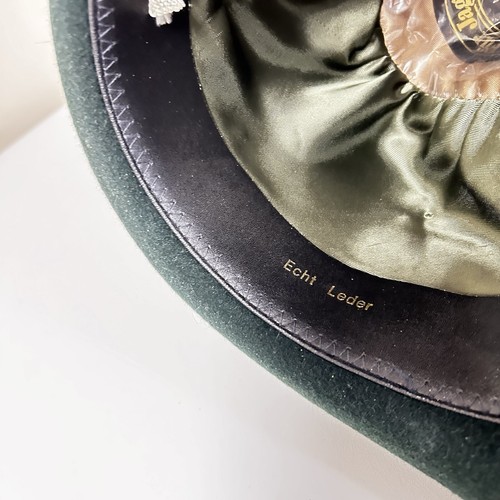 DE COLECCIÓN SOMBRERO DE FIELTRO DE LANA ALPINA TIROLESA VERDE BÁVARO PLUMAS Y ALFILERES SURTIDOS - Imagen 13 de 17