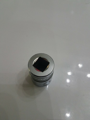 VINTAGE SNAP ON TOOLS 1/2 inch drive 13/16 inch 12 POINT SHALLOW SOCKET # SW261  - Picture 7 of 7