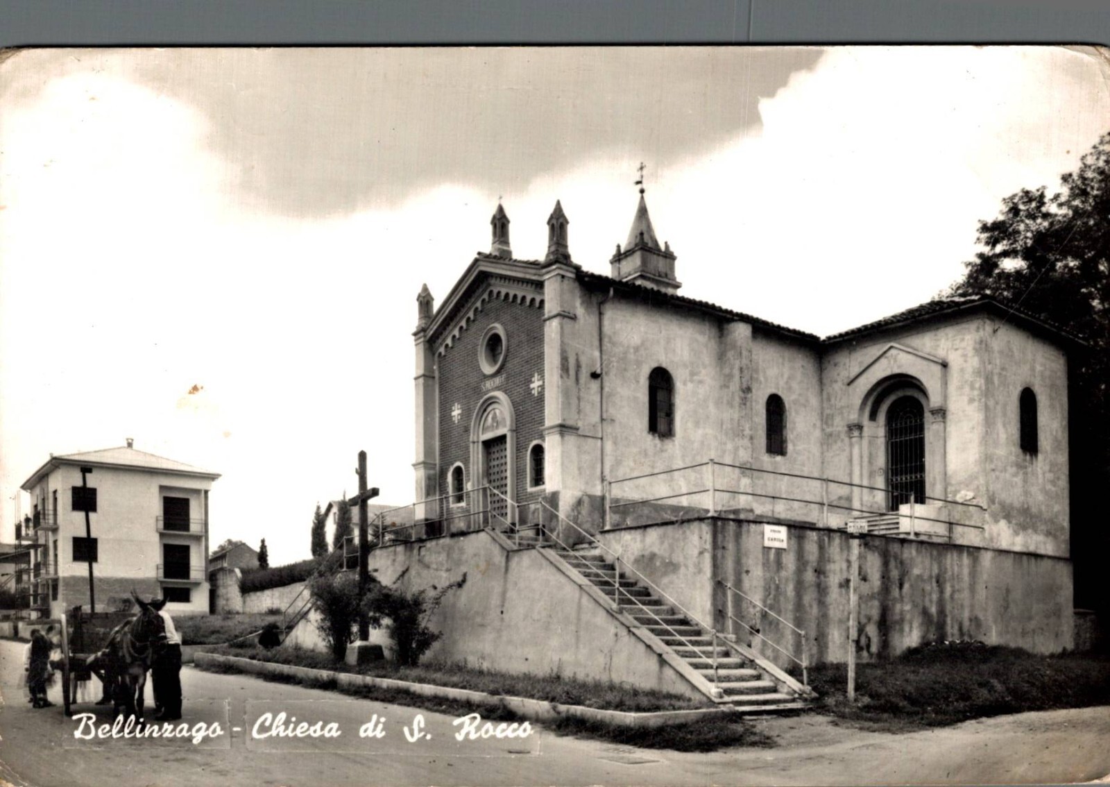 Foto 1 di 2