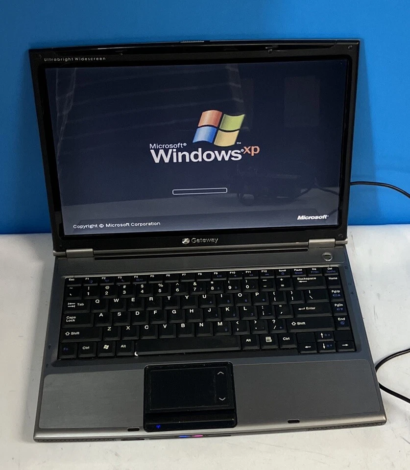 Gateway W340UI 14" Laptop Intel T2060 CPU / 1GB RAM / 100GB HDD / XP (Bad Batt)~ - Image 4 of 4