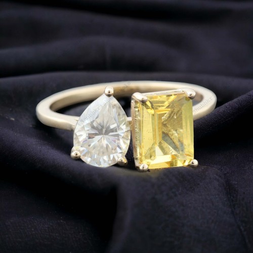 925 Sterling Silver 8x6 mm Emerald Cut Natural Citrine Ring Toi Et Moi Ring - Picture 1 of 7