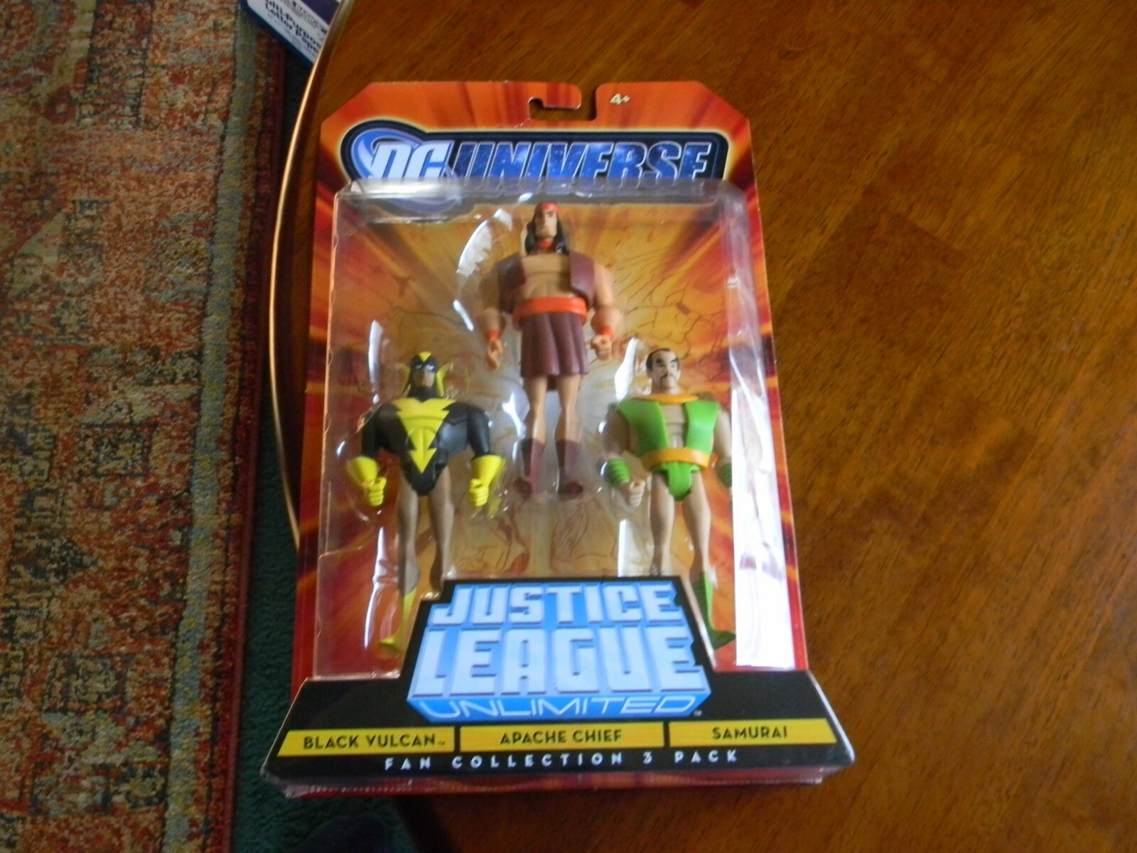 DC UNIVERSO Justice League Nero Vulcano, capo apache, SAMURAI Confezione da 3 DC UNIVERSO Justice League Nero Vulcano, capo apache, SAMURAI Confezione da 3