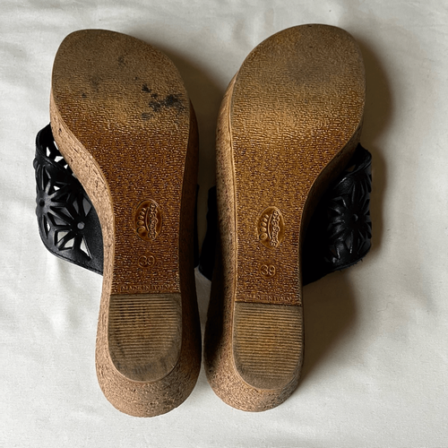 Spring Step Leather Sandal Wedge Heels Laser Cut Floral Black Tan 8 - Picture 6 of 8